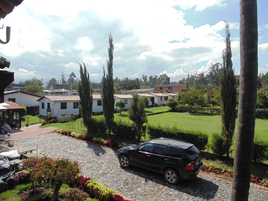 Hosteria Rosa Blanca Puembo Exteriér fotografie